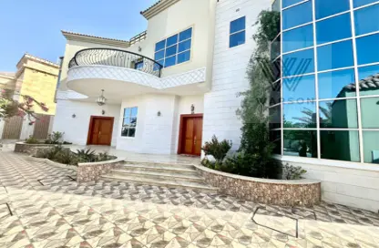 Villa - 5 Bedrooms - 7 Bathrooms for rent in Al Barsha 3 - Al Barsha - Dubai