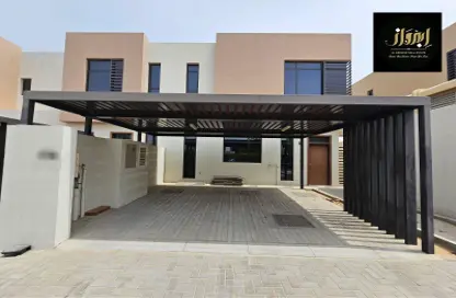 Villa - 2 Bedrooms - 4 Bathrooms for rent in Nasma Residence - Al Tai - Sharjah