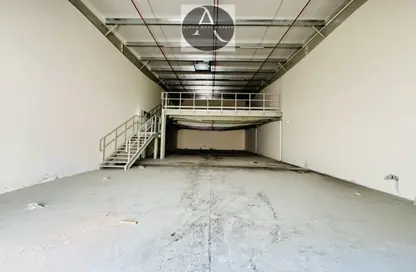 Warehouse - Studio - 1 Bathroom for rent in Industrial Area 18 - Sharjah Industrial Area - Sharjah