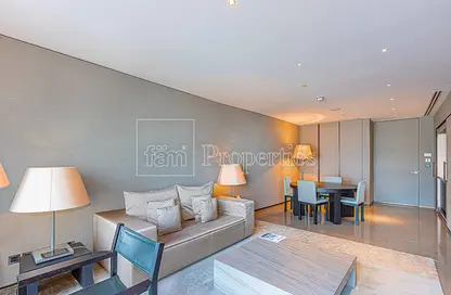 Apartment - 1 Bedroom - 2 Bathrooms for rent in Armani Residence - Burj Khalifa Area - Downtown Dubai - Dubai