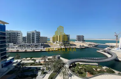 Apartment - 3 Bedrooms - 5 Bathrooms for rent in C15 - Al Dana - Al Raha Beach - Abu Dhabi