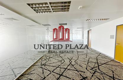 Office Space - Studio - 1 Bathroom for rent in Landmark Tower - Corniche Road - Abu Dhabi