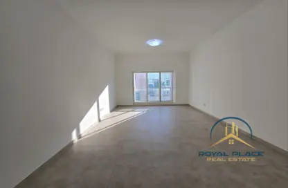 Apartment - 2 Bedrooms - 3 Bathrooms for rent in Al Muraqqabat - Deira - Dubai