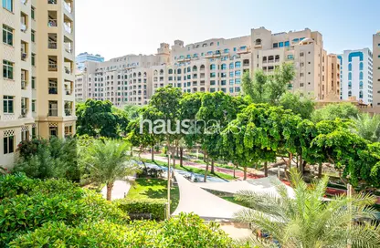 Apartment - 3 Bedrooms - 3 Bathrooms for sale in Abu Keibal - Shoreline Apartments - Palm Jumeirah - Dubai