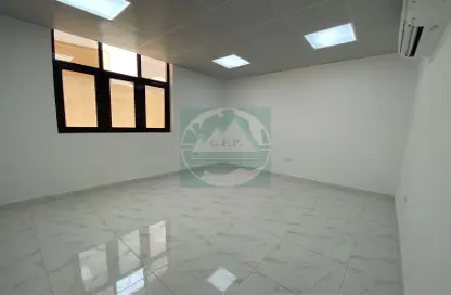 Apartment - 1 Bathroom for rent in Shakhbout City - Abu Dhabi