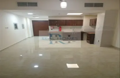 Apartment - 1 Bathroom for rent in Al Warsan 4 - Al Warsan - Dubai