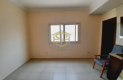 Apartment - 1 Bathroom for rent in Rolla Square - Rolla Area - Sharjah