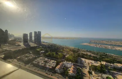 Apartment - 3 Bedrooms - 5 Bathrooms for rent in Silver Wave Tower - Al Mina - Abu Dhabi