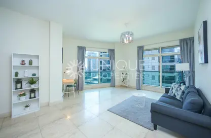 Apartment - 3 Bedrooms - 3 Bathrooms for rent in Marina Mansions - Dubai Marina - Dubai