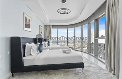 Room / Bedroom image for: Apartment - 3 Bedrooms - 3 Bathrooms for rent in Paramount Tower Hotel  and  Residences - Business Bay - Dubai, Image 1
