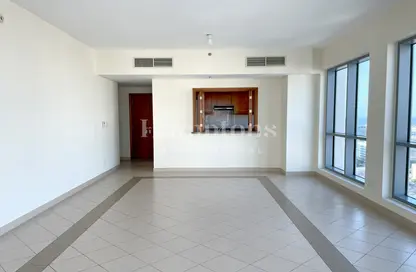 Apartment - 2 Bedrooms - 3 Bathrooms for rent in Golf Tower 3 - Golf Towers - The Views - Dubai