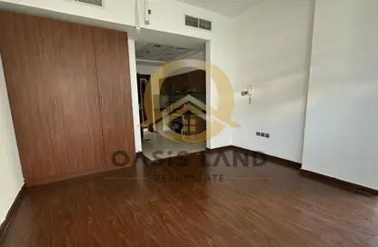 Apartment - 1 Bathroom for rent in National Bonds Residence - Jumeirah Village Circle - Dubai