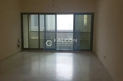 Apartment - 2 Bedrooms - 3 Bathrooms for rent in New Al Taawun Road - Al Taawun - Sharjah