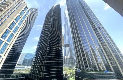 Apartment - 3 Bedrooms - 2 Bathrooms for sale in Standpoint Tower 1 - Standpoint Towers - Downtown Dubai - Dubai