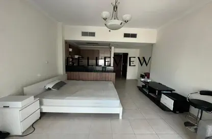 Apartment - 1 Bathroom for rent in Burj Al Nujoom - Downtown Dubai - Dubai