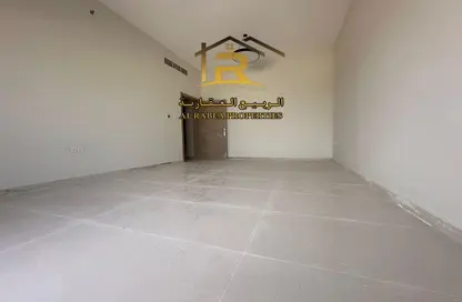 Apartment - 2 Bedrooms - 3 Bathrooms for rent in Al Jurf 2 - Al Jurf - Ajman Downtown - Ajman