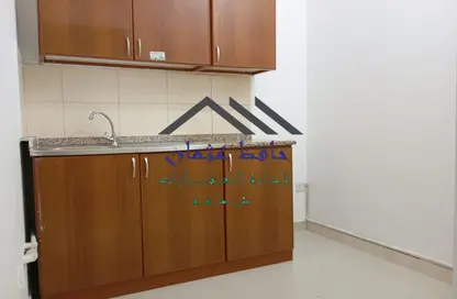 Villa - Studio - 1 Bathroom for rent in Al Mushrif - Abu Dhabi