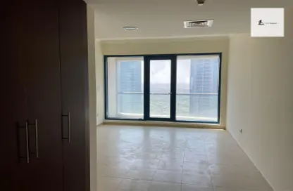 Apartment - 1 Bedroom - 2 Bathrooms for rent in Jumeirah Bay Towers - Jumeirah Lake Towers - Dubai