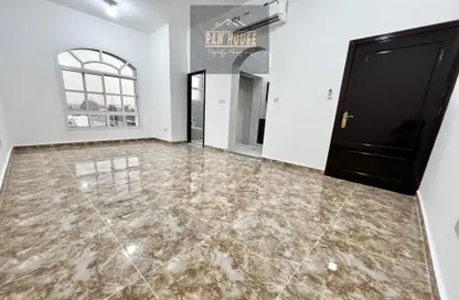 Apartment - 1 Bathroom for rent in Between Two Bridges - Abu Dhabi