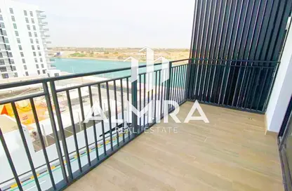 Apartment - 1 Bathroom for rent in Waters Edge - Yas Island - Abu Dhabi