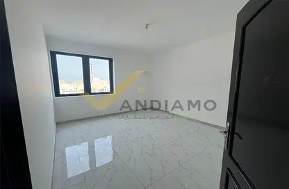 Apartment - 3 Bedrooms - 4 Bathrooms for rent in Electra Tower - Electra Street - Abu Dhabi