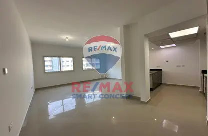 Apartment - 1 Bedroom - 1 Bathroom for sale in Tower 36 - Al Reef Downtown - Al Reef - Abu Dhabi