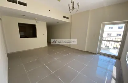 Apartment - 1 Bedroom - 2 Bathrooms for rent in May Residence - Jumeirah Village Circle - Dubai