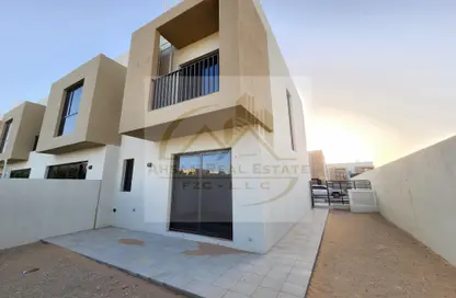 Villa - 2 Bedrooms - 4 Bathrooms for rent in Nasma Residence - Al Tai - Sharjah