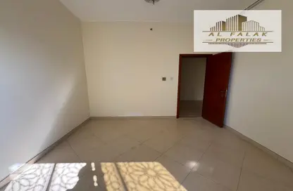 Apartment - 3 Bedrooms - 4 Bathrooms for rent in Al Mamzar - Al Mamzar - Sharjah - Sharjah