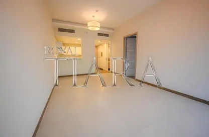 Apartment - 1 Bedroom - 2 Bathrooms for sale in SOL Bay - Business Bay - Dubai