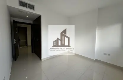 Apartment - 2 Bedrooms - 2 Bathrooms for rent in Hamdan Street - Abu Dhabi