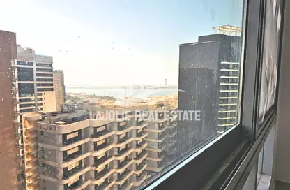 Apartment - 4 Bedrooms - 5 Bathrooms for rent in Corniche Road - Abu Dhabi