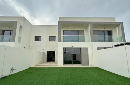 Townhouse - 2 Bedrooms - 3 Bathrooms for rent in The Cedars - Yas Acres - Yas Island - Abu Dhabi