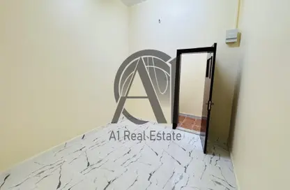 Apartment - 1 Bathroom for rent in Al Jaheli - Al Ain