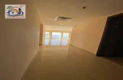 Apartment - 3 Bedrooms - 3 Bathrooms for rent in Al Mujarrah - Al Sharq - Sharjah