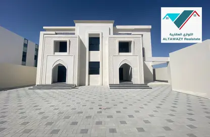 Villa - 6 Bedrooms for rent in Madinat Al Riyad - Abu Dhabi