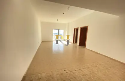 Apartment - 2 Bedrooms - 3 Bathrooms for rent in Phoenix Tower - Dubai Residence Complex - Dubai