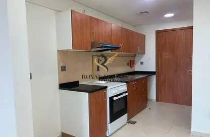 Apartment - 1 Bathroom for rent in The Crescent Tower C - The Crescent - Dubai Production City (IMPZ) - Dubai