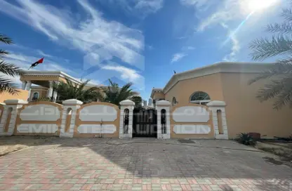 Villa - 5 Bedrooms - 3 Bathrooms for sale in Al Wasl - Dubai