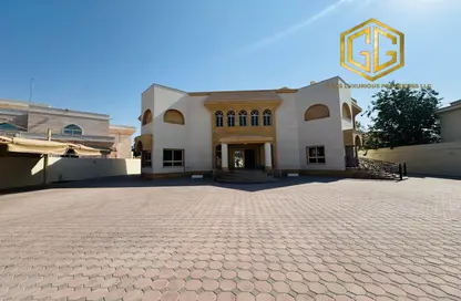 Villa - 5 Bedrooms - 6 Bathrooms for rent in Umm Suqeim 2 Villas - Umm Suqeim 2 - Umm Suqeim - Dubai