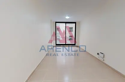 Apartment - 1 Bathroom for rent in Golden Sands 6 - Mankhool - Bur Dubai - Dubai