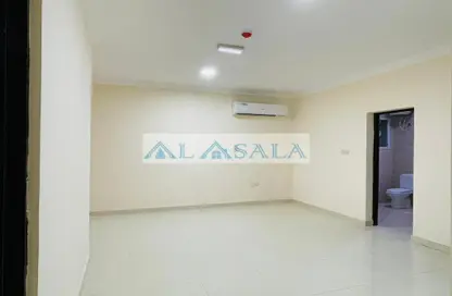 Empty Room image for: Apartment - 1 Bedroom - 1 Bathroom for rent in Al Nakheel - Ras Al Khaimah, Image 1