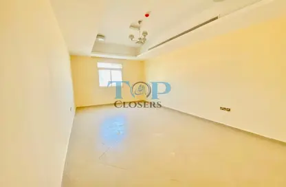 Apartment - 3 Bedrooms - 4 Bathrooms for rent in Civic Center - Al Jimi - Al Ain