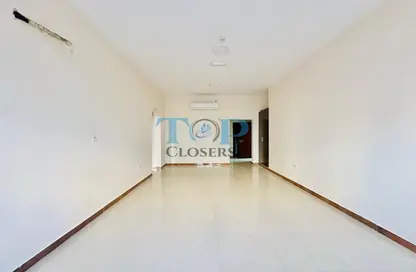 Apartment - 3 Bedrooms - 3 Bathrooms for rent in Al Khrais - Al Jimi - Al Ain