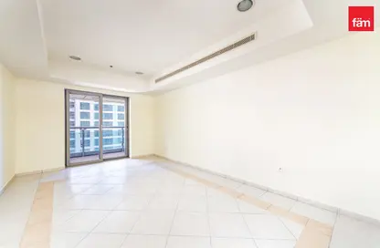 Apartment - 1 Bedroom - 2 Bathrooms for rent in Princess Tower - Dubai Marina - Dubai