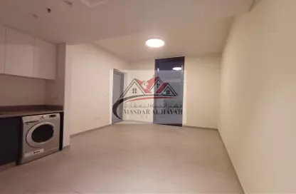 Apartment - 1 Bedroom - 2 Bathrooms for rent in The Link - East Village - Aljada - Sharjah