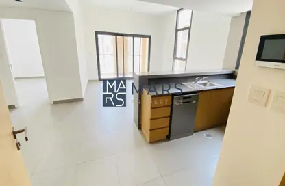 Apartment - 1 Bedroom - 2 Bathrooms for sale in Al Mamsha - Muwaileh - Sharjah