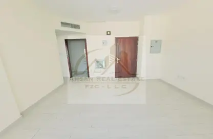 Apartment - 1 Bedroom - 2 Bathrooms for rent in Muwaileh 3 Building - Muwaileh - Sharjah