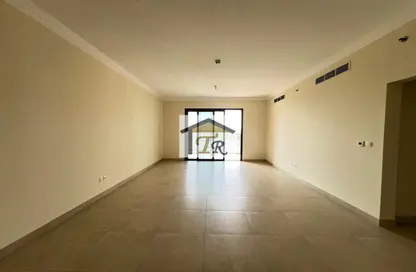 Apartment - 3 Bedrooms - 4 Bathrooms for rent in Qamar 10 - Madinat Badr - Al Muhaisnah - Dubai