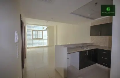 Apartment - 1 Bedroom - 2 Bathrooms for rent in Royal Residence 2 - Royal Residence - Dubai Sports City - Dubai